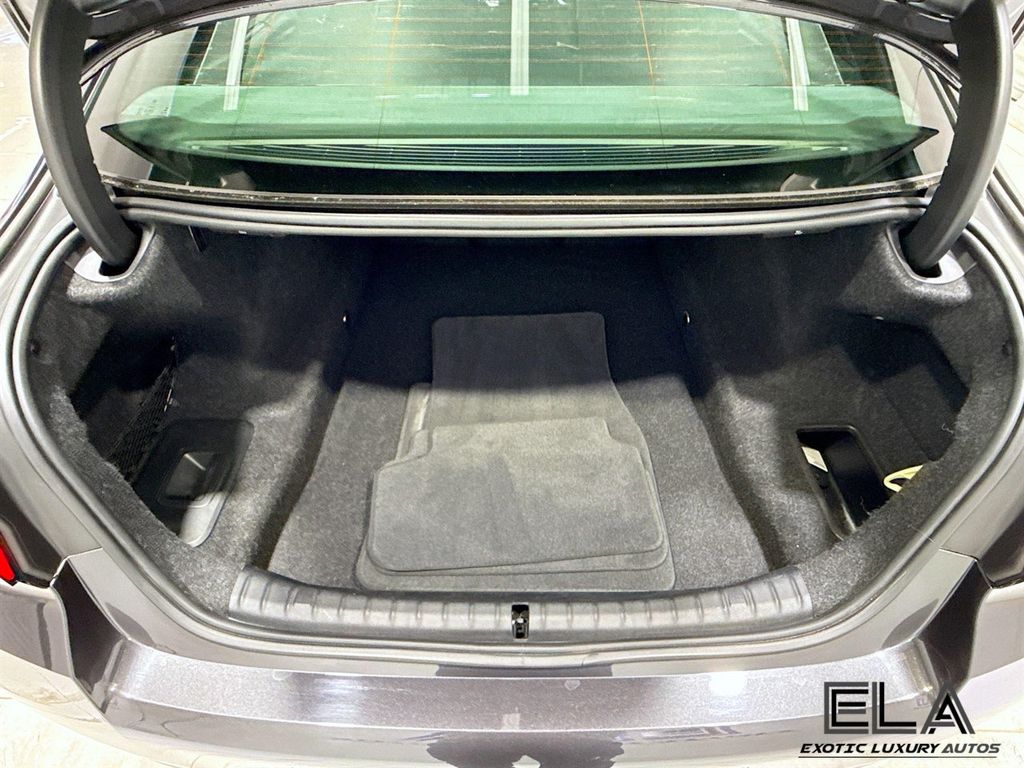 2022 BMW 5 Series  Executive Package! BIG RED BRAKES! M PAK! CLEAN #ELA ONLY! - 22973129 - 28