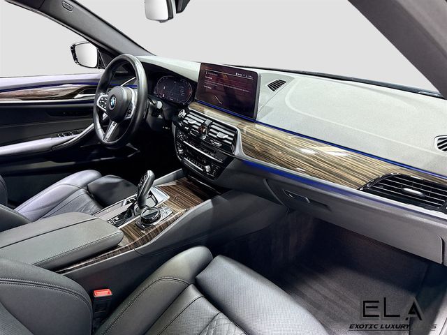 2022 BMW 5 Series  Executive Package! BIG RED BRAKES! M PAK! CLEAN #ELA ONLY! - 22973129 - 32