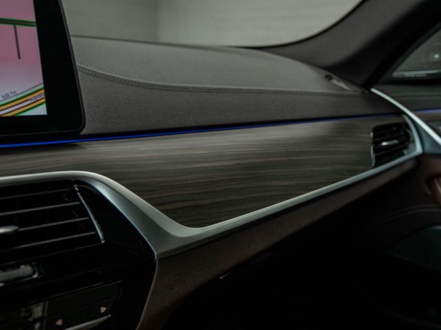 2022 BMW 5 Series M550i xDrive Sedan - 22996118 - 23