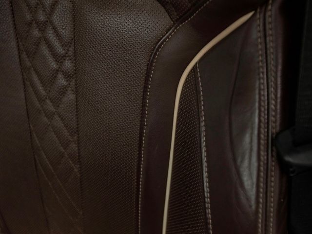 2022 BMW 5 Series M550i xDrive Sedan - 22996118 - 29