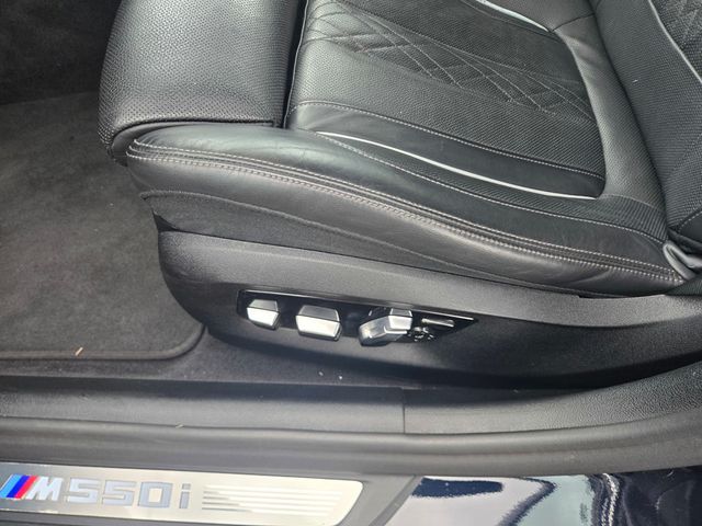 2022 BMW 5 Series M550i xDrive Sedan - 23032028 - 13