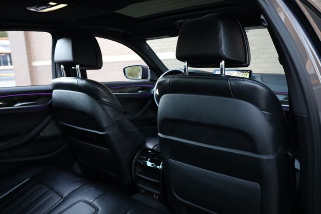 2022 BMW 5 Series M550i xDrive Sedan - 22949776 - 18