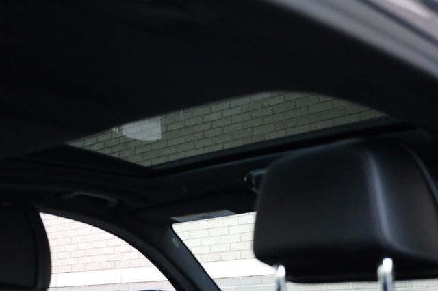 2022 BMW 5 Series M550i xDrive Sedan - 22949776 - 20