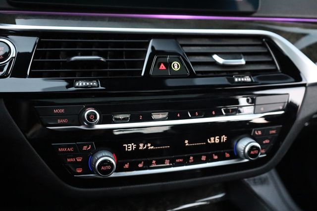 2022 BMW 5 Series M550i xDrive Sedan - 22949776 - 37