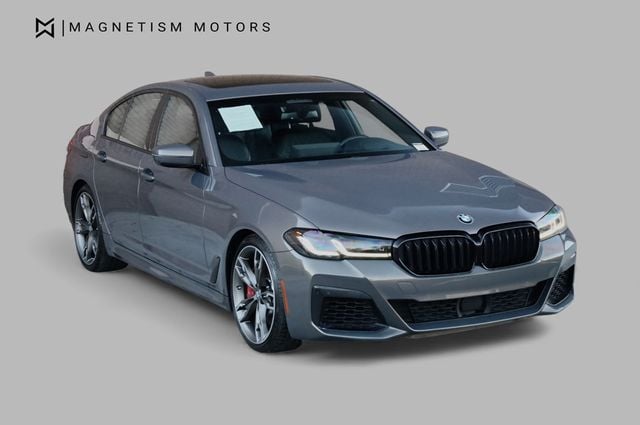 2022 BMW 5 Series M550i xDrive Sedan - 22949776 - 5