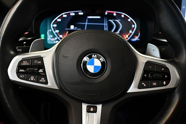 2022 BMW 5 Series M550i xDrive Sedan - 22387966 - 39