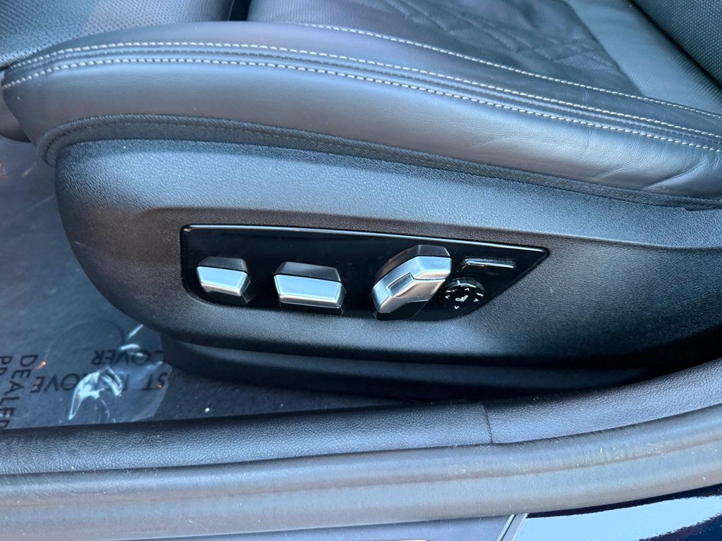 2022 BMW 5 Series M550i xDrive Sedan - 22955888 - 10