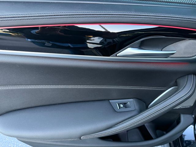 2022 BMW 5 Series M550i xDrive Sedan - 22955888 - 31