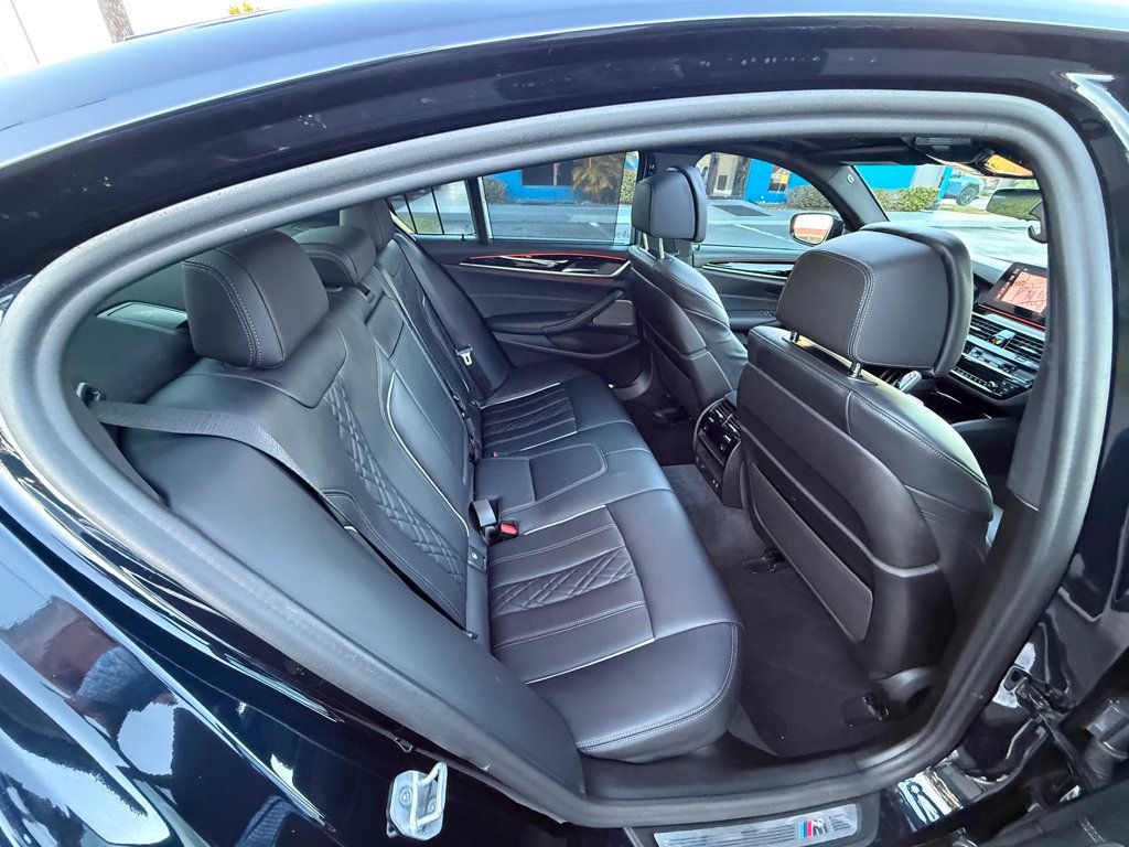 2022 BMW 5 Series M550i xDrive Sedan - 22955888 - 34