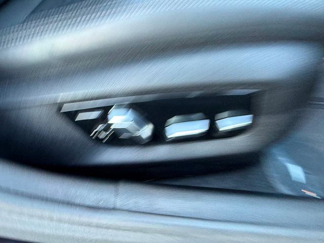 2022 BMW 5 Series M550i xDrive Sedan - 22955888 - 39