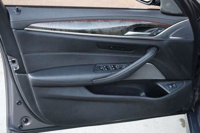 2022 BMW 5-Series M550xi - 23027876 - 11