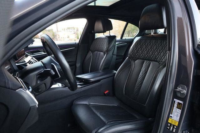 2022 BMW 5-Series M550xi - 23027876 - 13