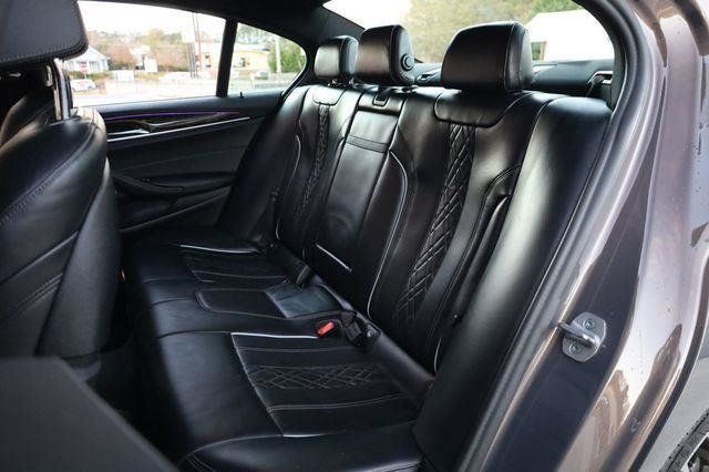 2022 BMW 5-Series M550xi - 23027876 - 16