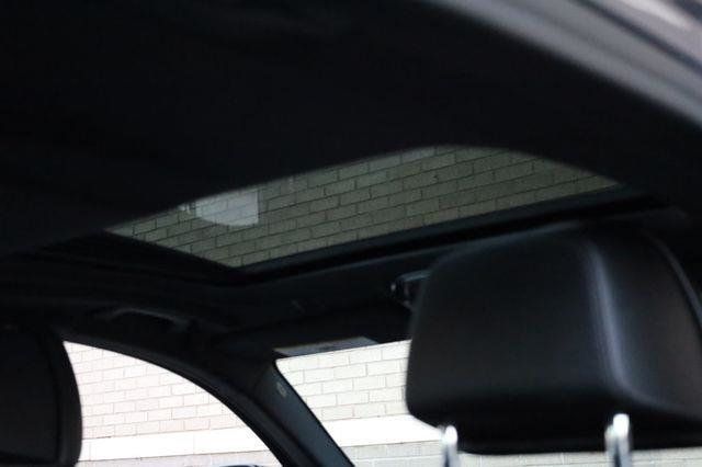 2022 BMW 5-Series M550xi - 23027876 - 20