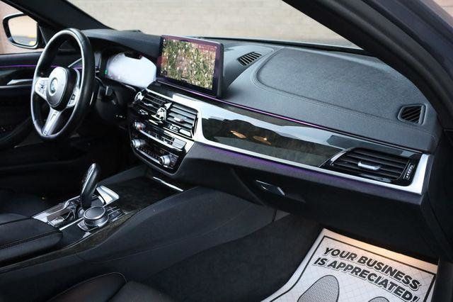 2022 BMW 5-Series M550xi - 23027876 - 23