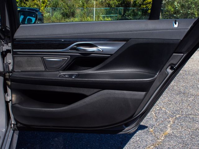 2022 BMW 740i xDrive - 23093763 - 11