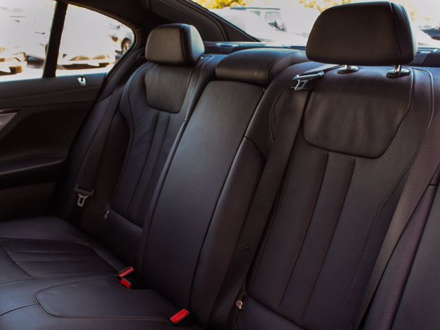 2022 BMW 740i xDrive - 23093763 - 33