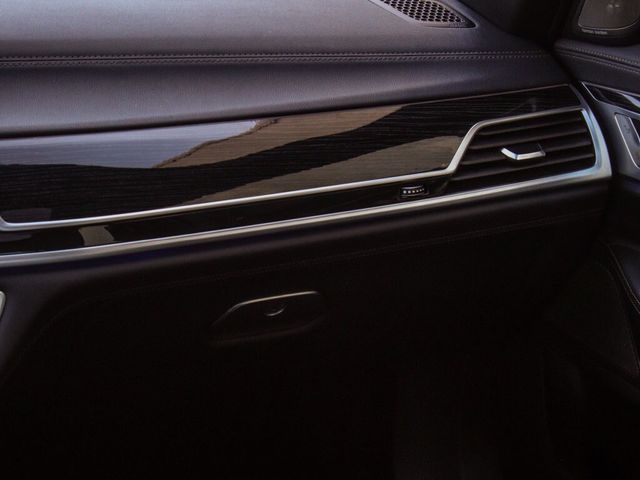 2022 BMW 740i xDrive - 23093763 - 38