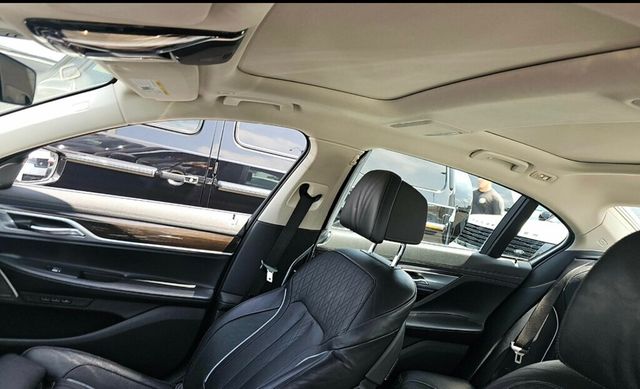 2022 BMW 7 Series 740i - 23037113 - 11