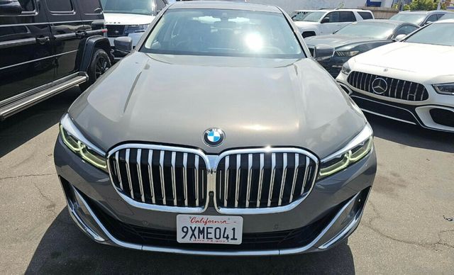 2022 BMW 7 Series 740i - 23037113 - 1