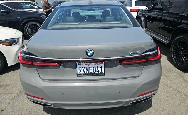 2022 BMW 7 Series 740i - 23037113 - 4