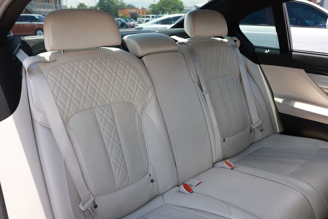 2022 BMW 7 Series 740i - 23027059 - 16