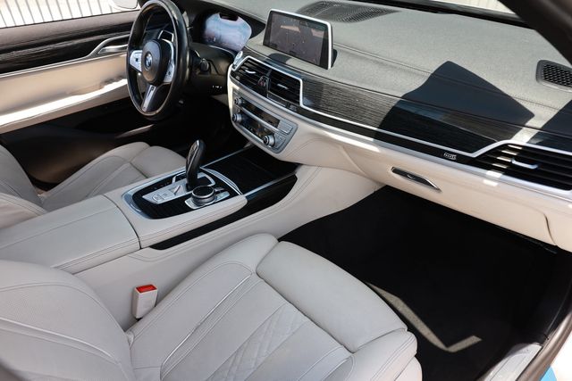 2022 BMW 7 Series 740i - 23027059 - 18