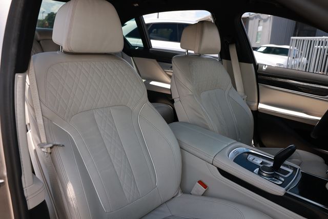 2022 BMW 7 Series 740i - 23027059 - 20