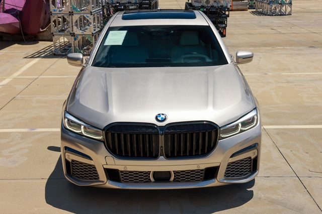 2022 BMW 7 Series 740i - 23027059 - 21