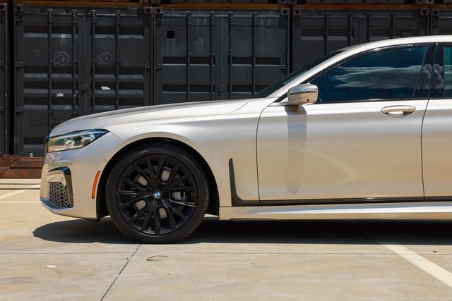 2022 BMW 7 Series 740i - 23027059 - 32