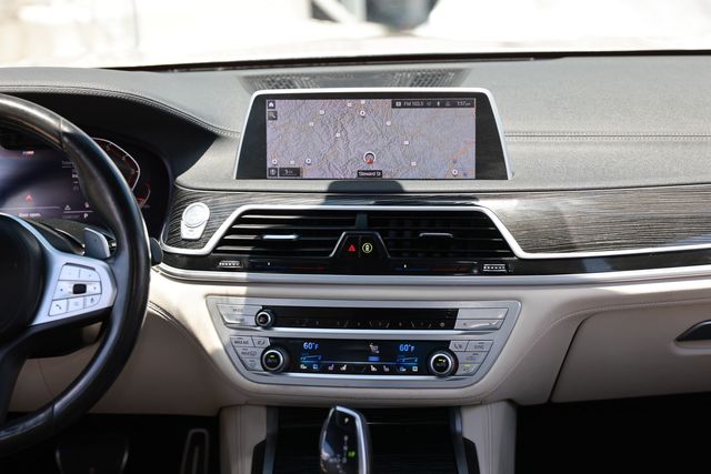 2022 BMW 7 Series 740i - 23027059 - 43