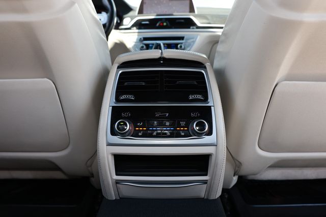 2022 BMW 7 Series 740i - 23027059 - 52