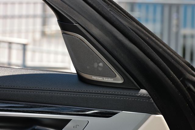 2022 BMW 7 Series 740i - 23027059 - 62