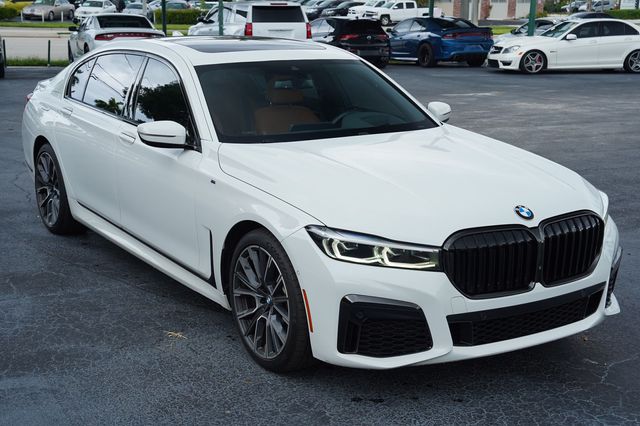 2022 BMW 7 Series 740i M Sport - 23035603 - 17