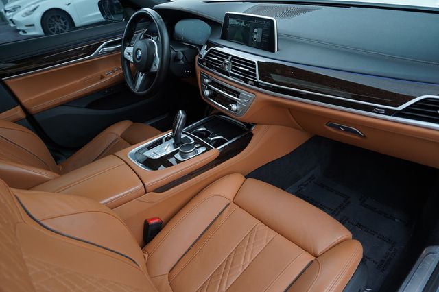 2022 BMW 7 Series 740i M Sport - 23035603 - 20