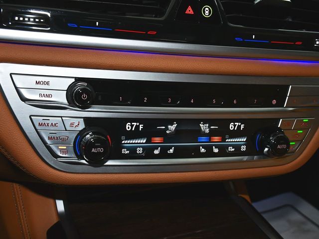 2022 BMW 7 Series 740i xDrive - 23011163 - 41