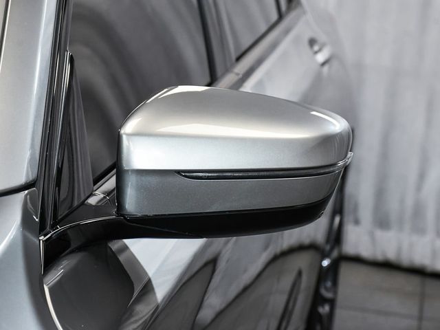 2022 BMW 7 Series 740i xDrive - 23011163 - 86