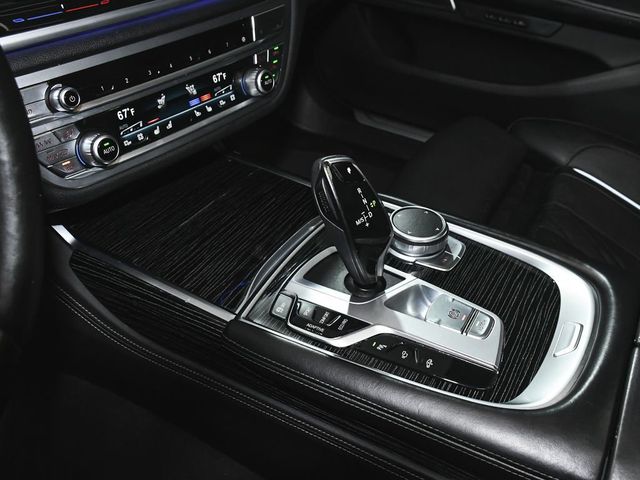 2022 BMW 7 Series 740i xDrive - 23038967 - 50