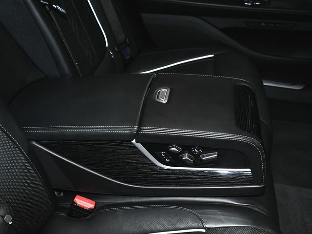 2022 BMW 7 Series 740i xDrive - 23038967 - 62