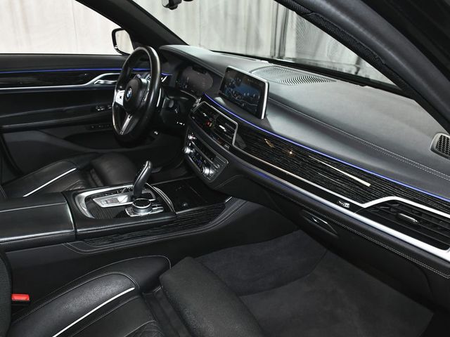 2022 BMW 7 Series 740i xDrive - 23038967 - 69