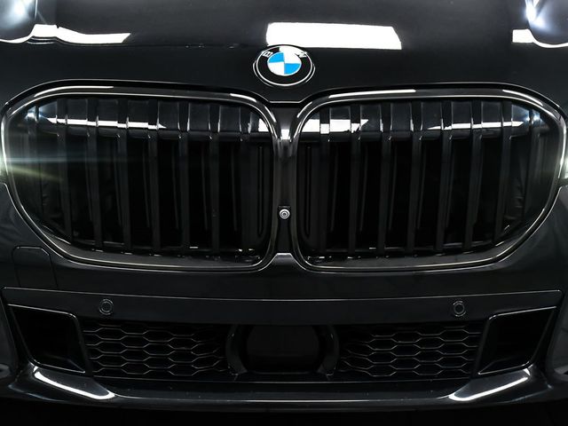 2022 BMW 7 Series 740i xDrive - 23038967 - 81