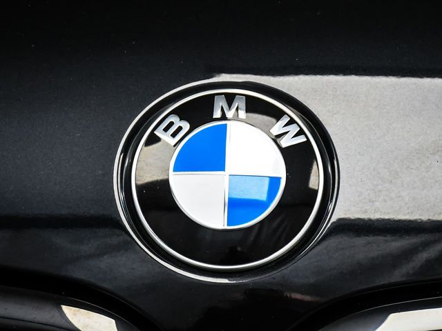 2022 BMW 7 Series 740i xDrive - 23038967 - 94