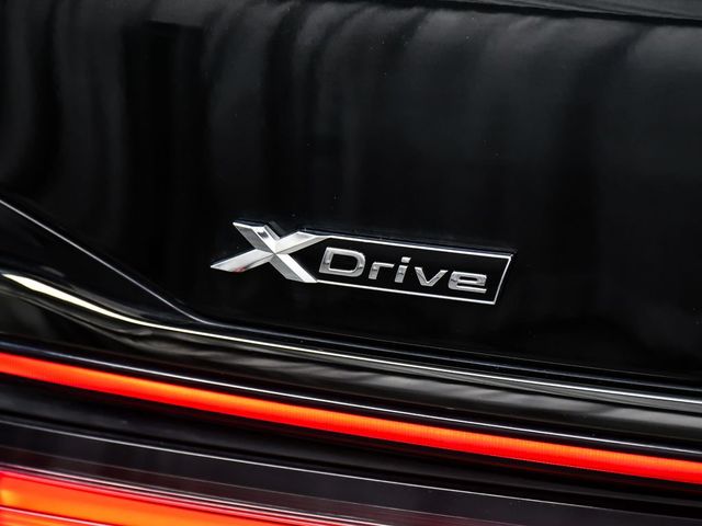2022 BMW 7 Series 740i xDrive - 23038967 - 97