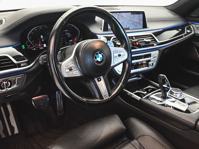 2022 BMW 7 Series 740i xDrive - 22985111 - 13