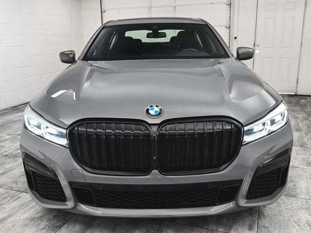 2022 BMW 7 Series 740i xDrive - 22985111 - 1
