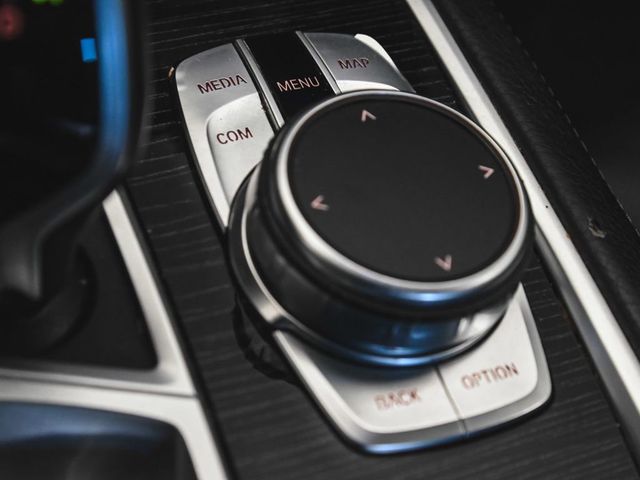 2022 BMW 7 Series 740i xDrive - 22985111 - 31