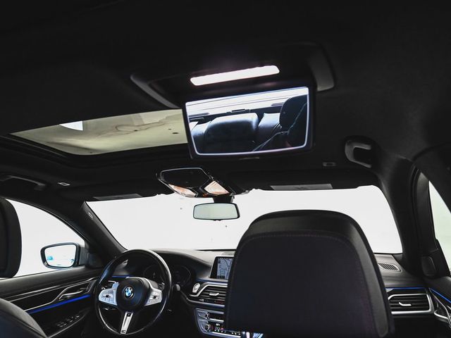 2022 BMW 7 Series 740i xDrive - 22985111 - 38