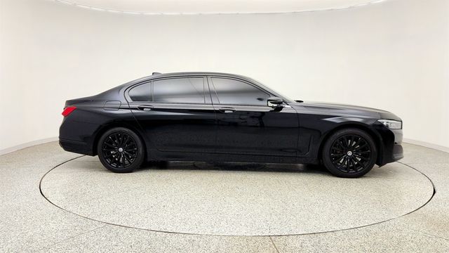 2022 BMW 7 Series 740i xDrive w/ Premium Pkg, Ventilated & Heated Seats - 23040973 - 3