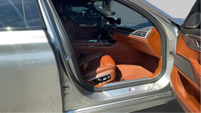 2022 BMW 7 Series 750i - Photo 16
