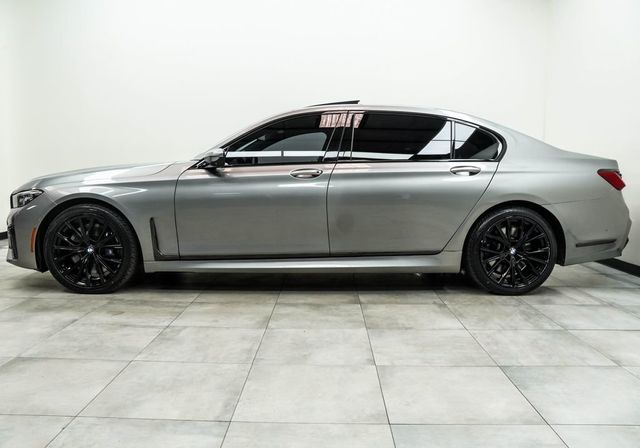 2022 BMW 7 Series 750i xDrive - 23062466 - 8